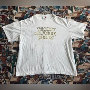 Vintage 90s Men’s Tommy Hilfiger Men’s White Graphic Shirt